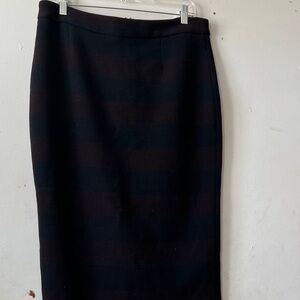 G.I.L.I. Black and Brown Pencil Skirt with back slit & lined; knee length